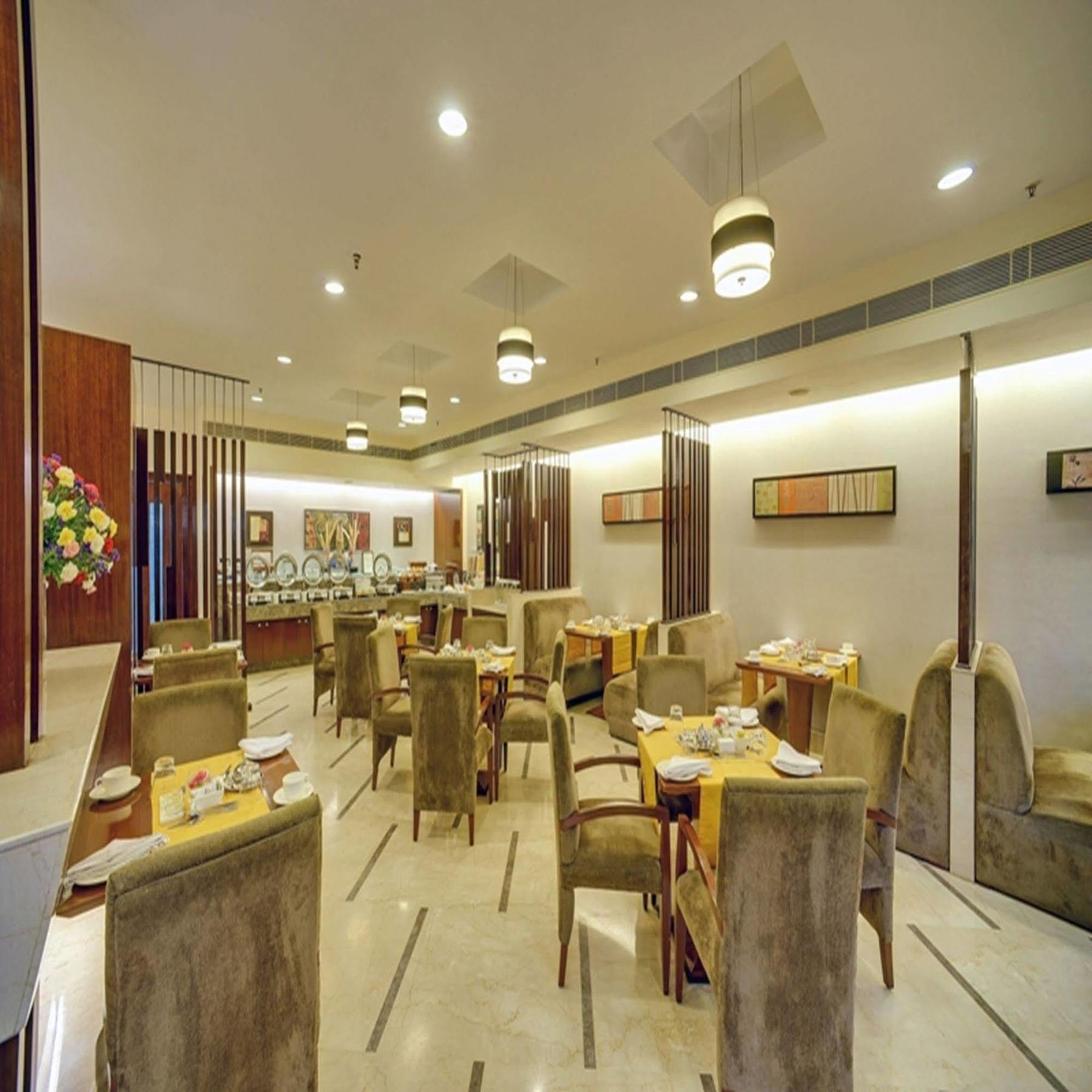 Muse Sarovar Portico Nehru Place New Delhi Eksteriør bilde
