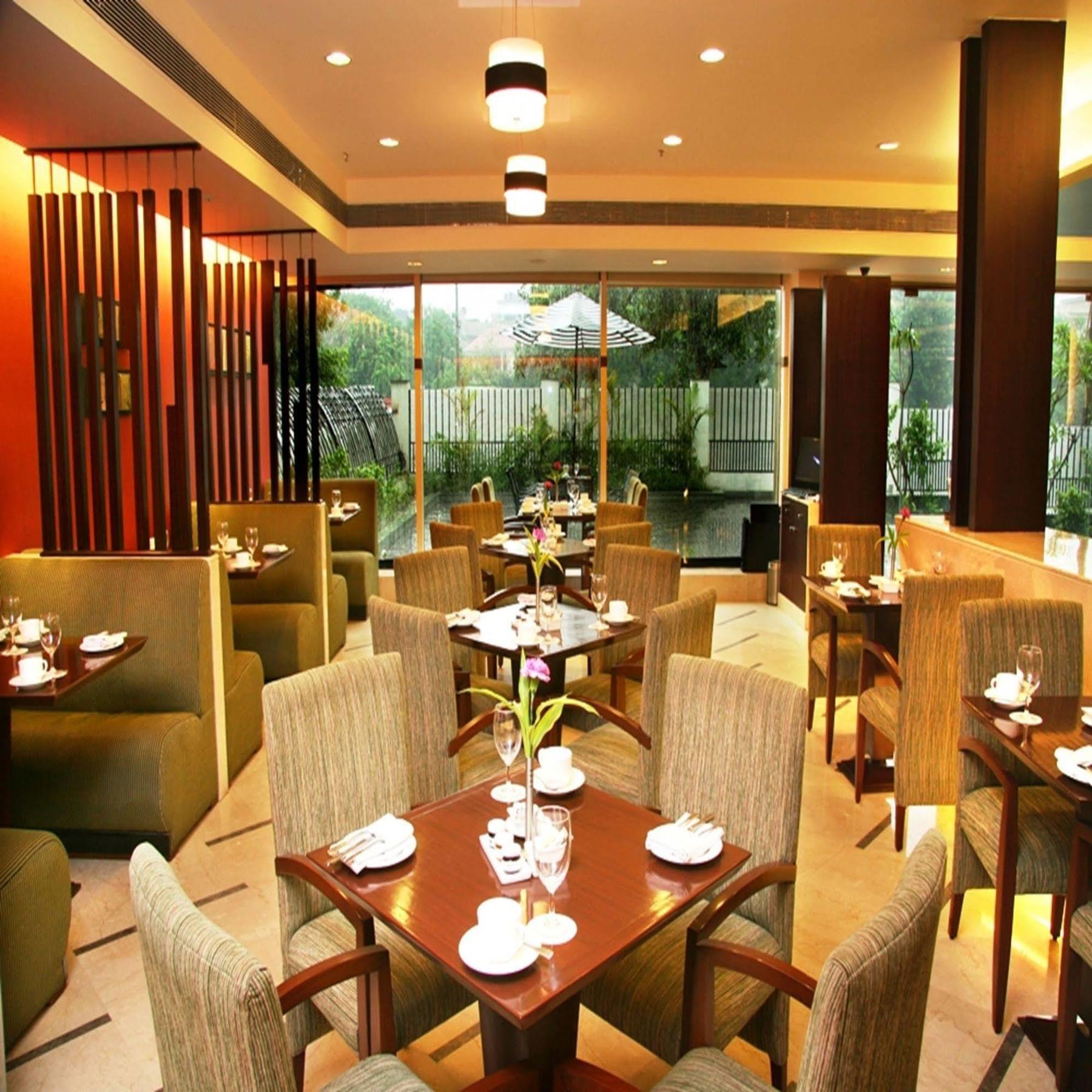 Muse Sarovar Portico Nehru Place New Delhi Eksteriør bilde