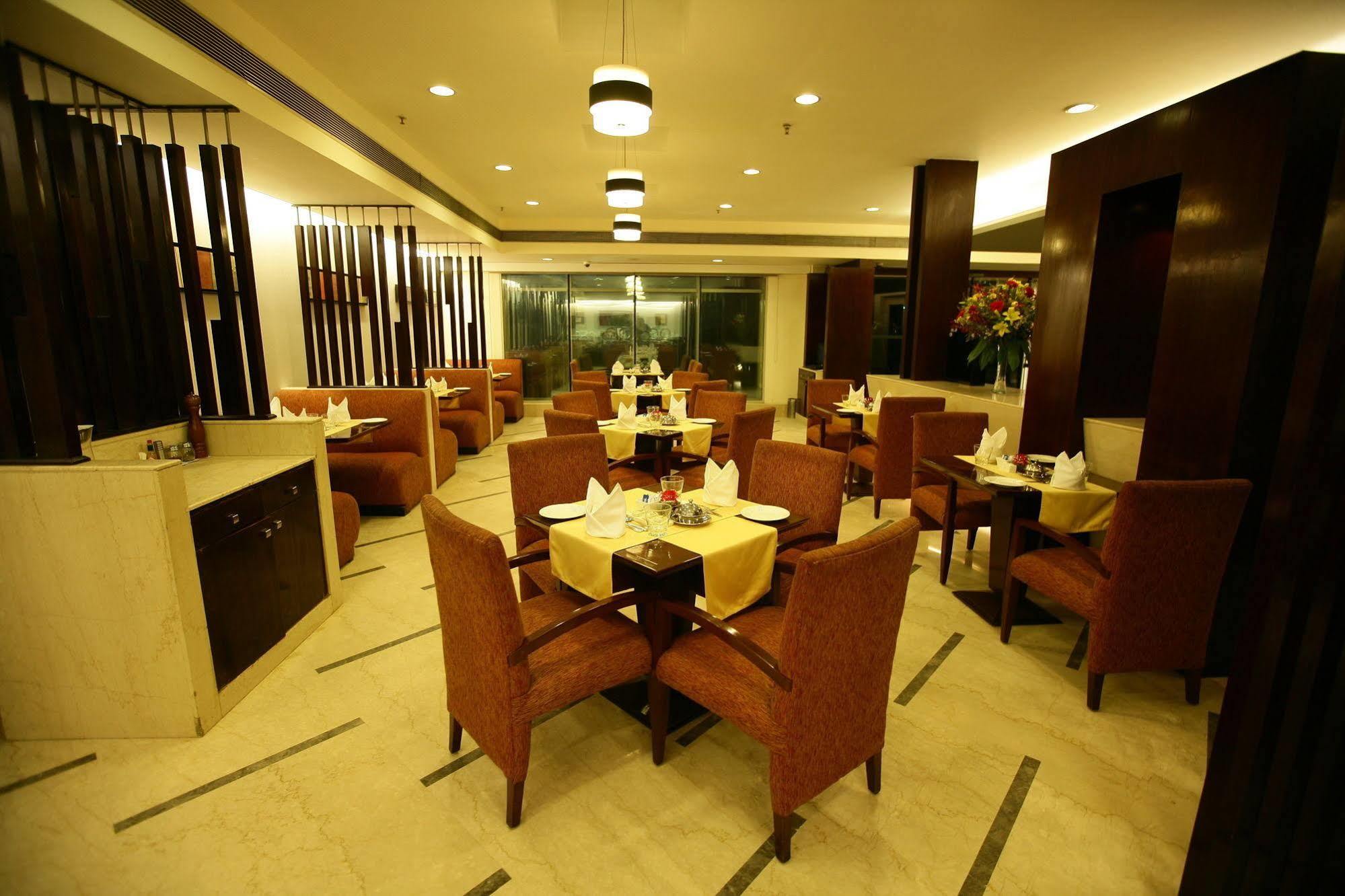 Muse Sarovar Portico Nehru Place New Delhi Eksteriør bilde